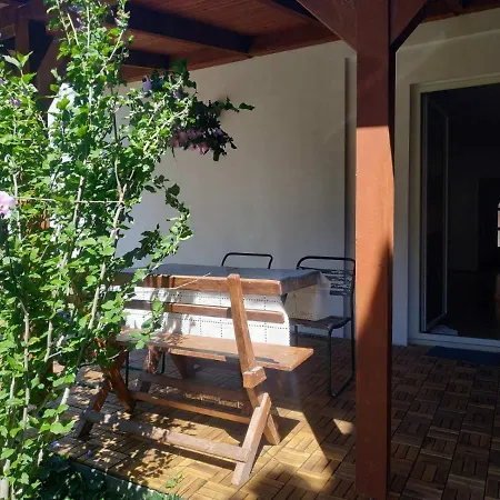 Vivienne Holiday home Zamardi